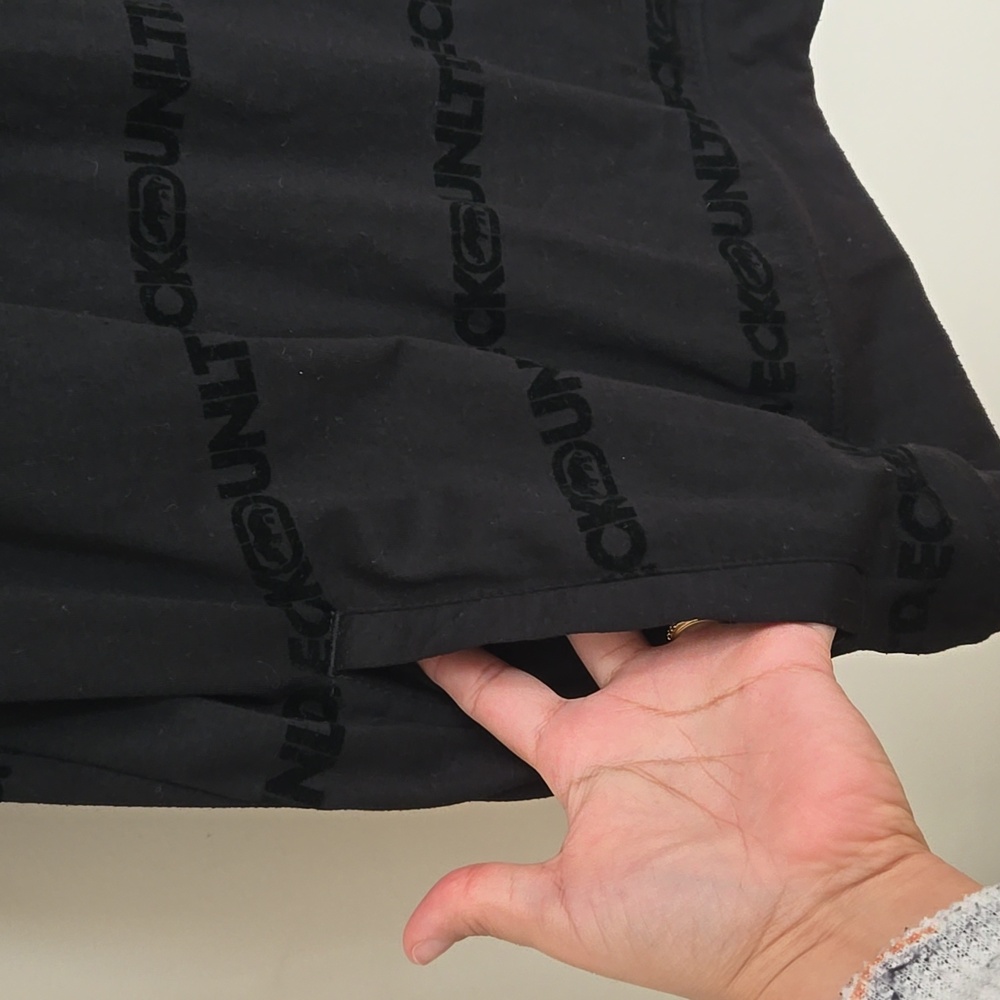 Ecko Unlimited Short Sleeve Hooded Shirt - Picture 6 of 7